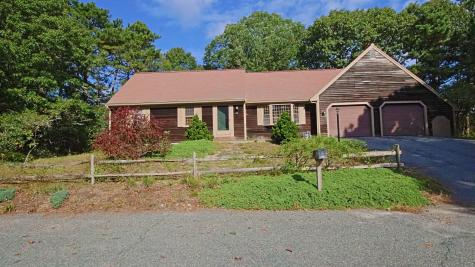 28 Fresh Pond Circle Dennis MA 02660