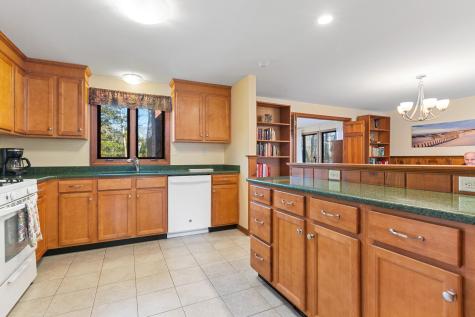 28 Fresh Pond Circle Dennis MA 02660