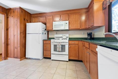 28 Fresh Pond Circle Dennis MA 02660