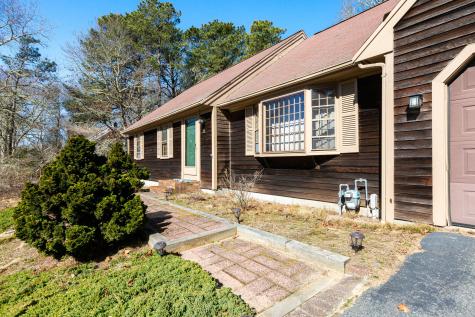 28 Fresh Pond Circle Dennis MA 02660