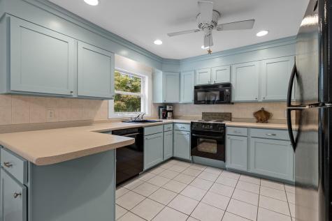 22 Acorn Drive Falmouth MA 02540