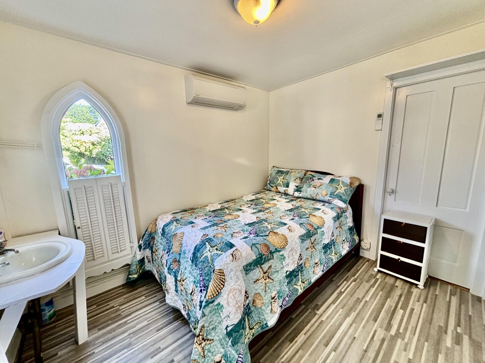 15 Pequot Avenue Oak Bluffs MA 02557