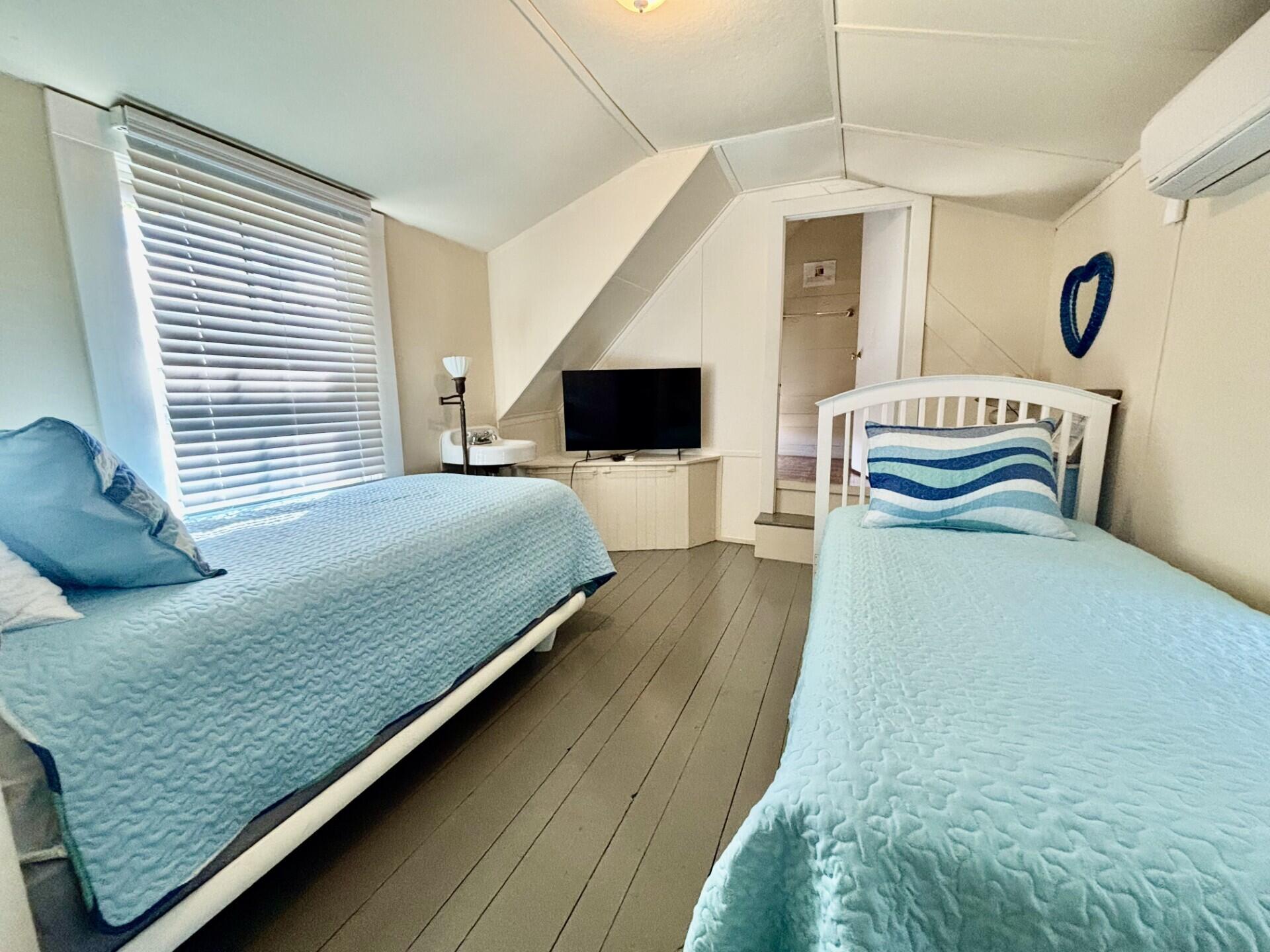 15 Pequot Avenue Oak Bluffs MA 02557