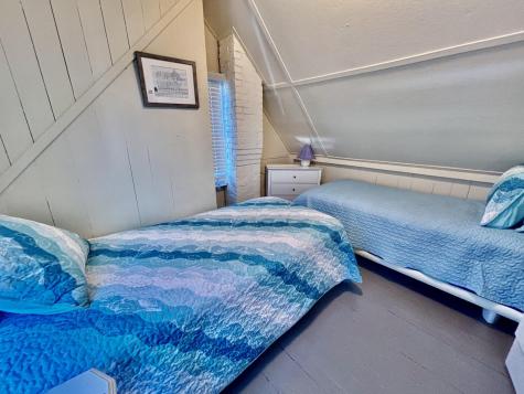 15 Pequot Avenue Oak Bluffs MA 02557
