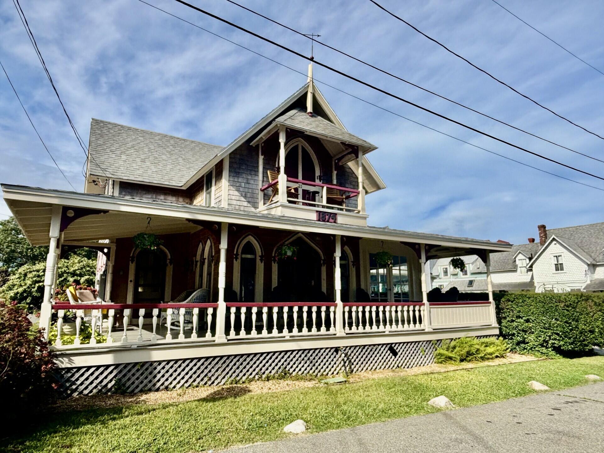 15 Pequot Avenue Oak Bluffs MA 02557