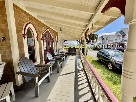 15 Pequot Avenue Oak Bluffs MA 02557