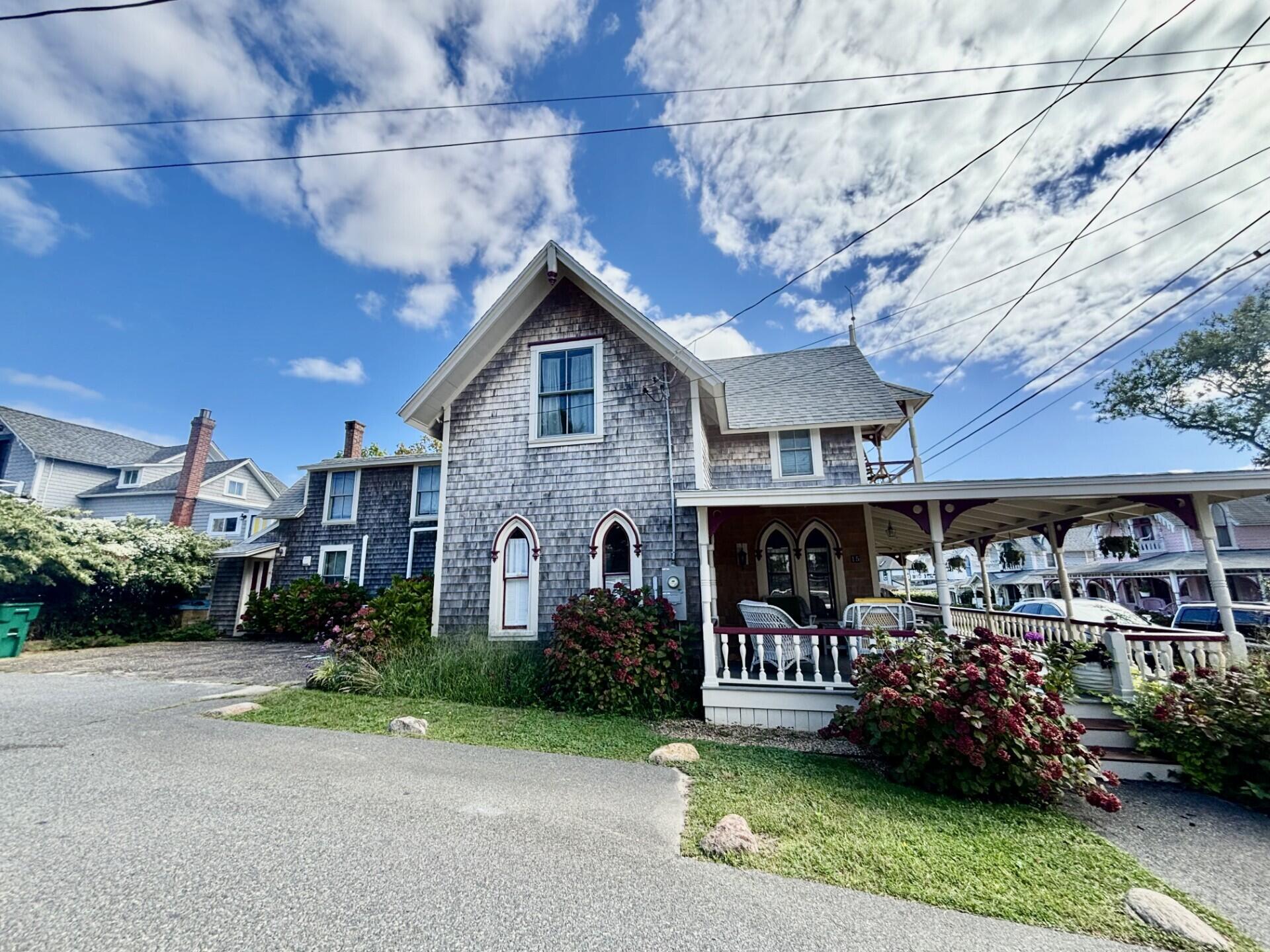 15 Pequot Avenue Oak Bluffs MA 02557