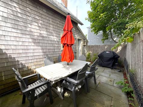 15 Pequot Avenue Oak Bluffs MA 02557