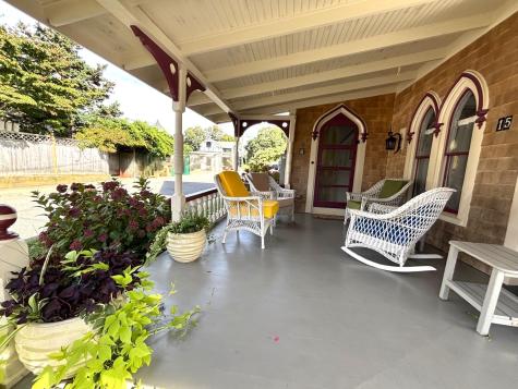15 Pequot Avenue Oak Bluffs MA 02557