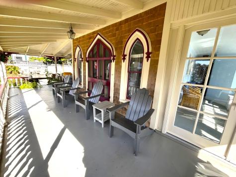 15 Pequot Avenue Oak Bluffs MA 02557