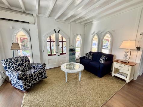 15 Pequot Avenue Oak Bluffs MA 02557