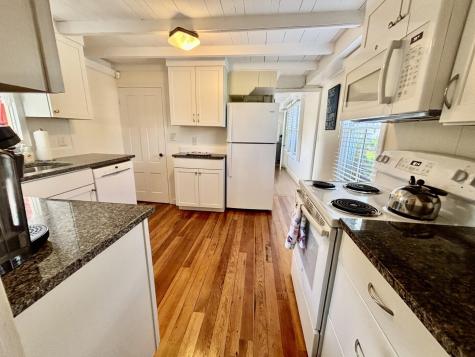 15 Pequot Avenue Oak Bluffs MA 02557