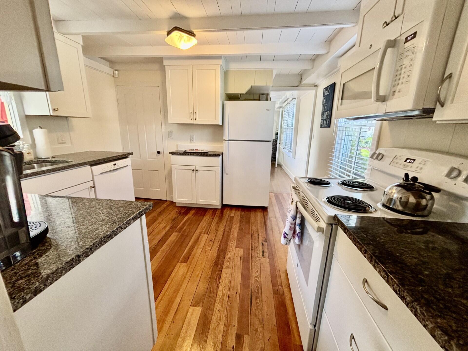 15 Pequot Avenue Oak Bluffs MA 02557