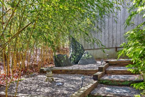 320 Long Pond Road Barnstable MA 02648