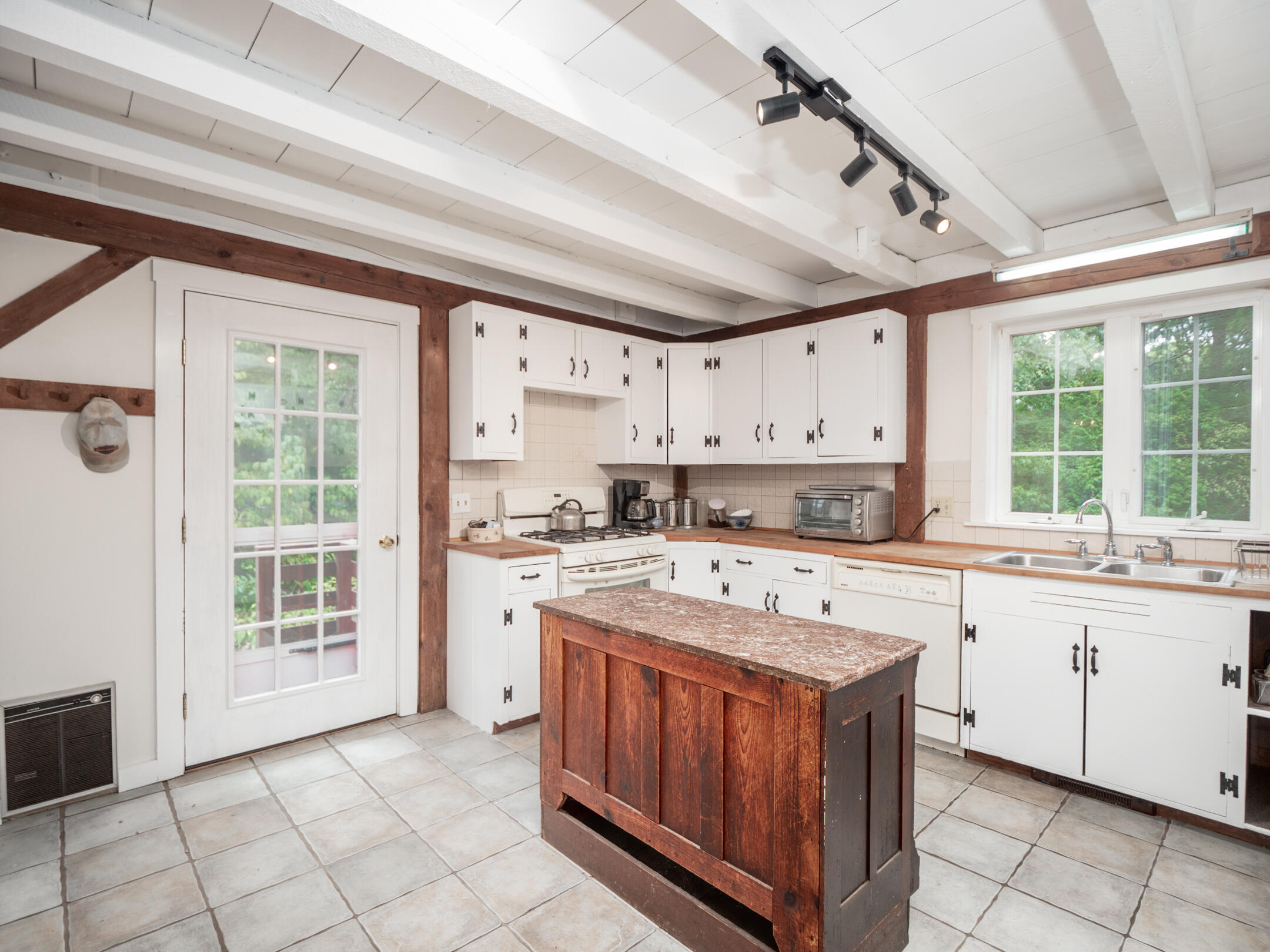 73 Longfellow Drive Yarmouth MA 02675