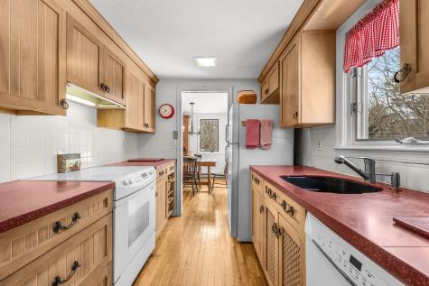29 Oak Ridge Road Sandwich MA 02537