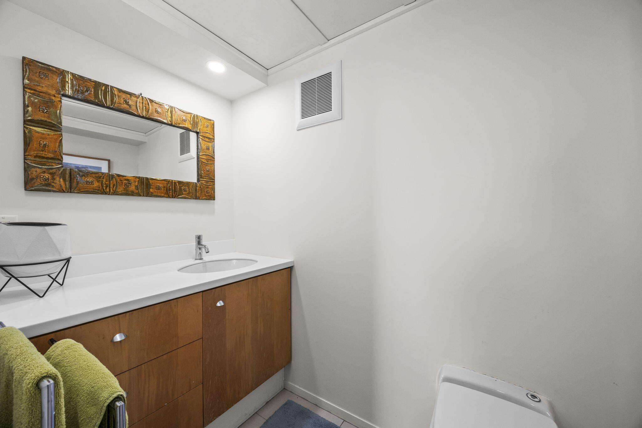 9 Thistlemore Road Provincetown MA 02657