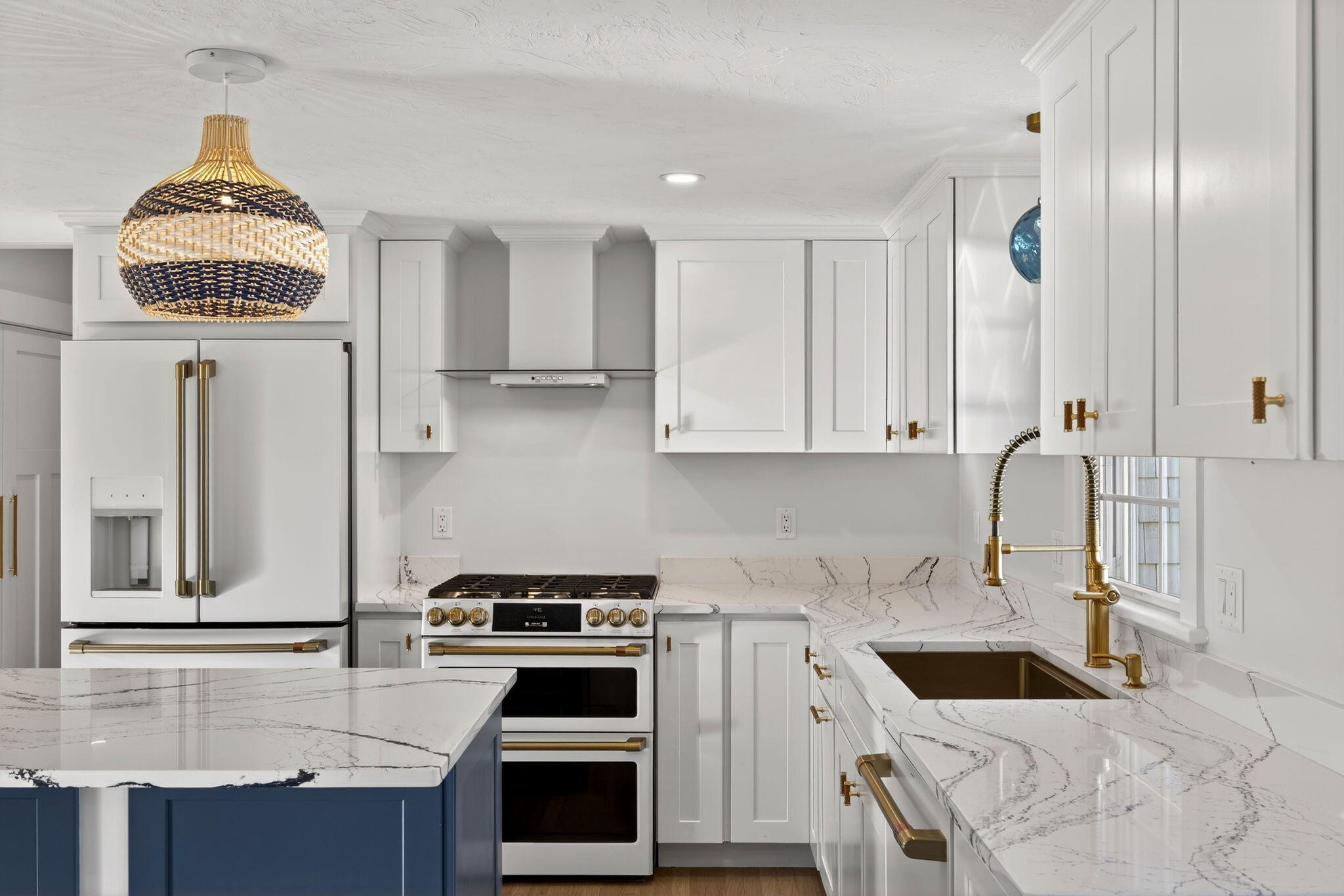 16 Carolyn Lane Falmouth MA 02536