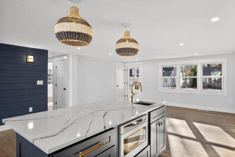 16 Carolyn Lane Falmouth MA 02536