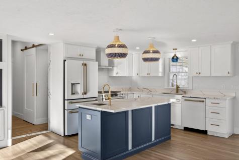 16 Carolyn Lane Falmouth MA 02536