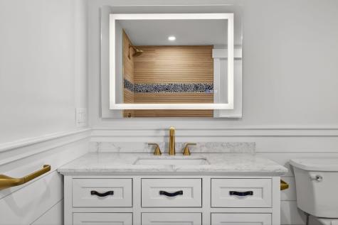 16 Carolyn Lane Falmouth MA 02536