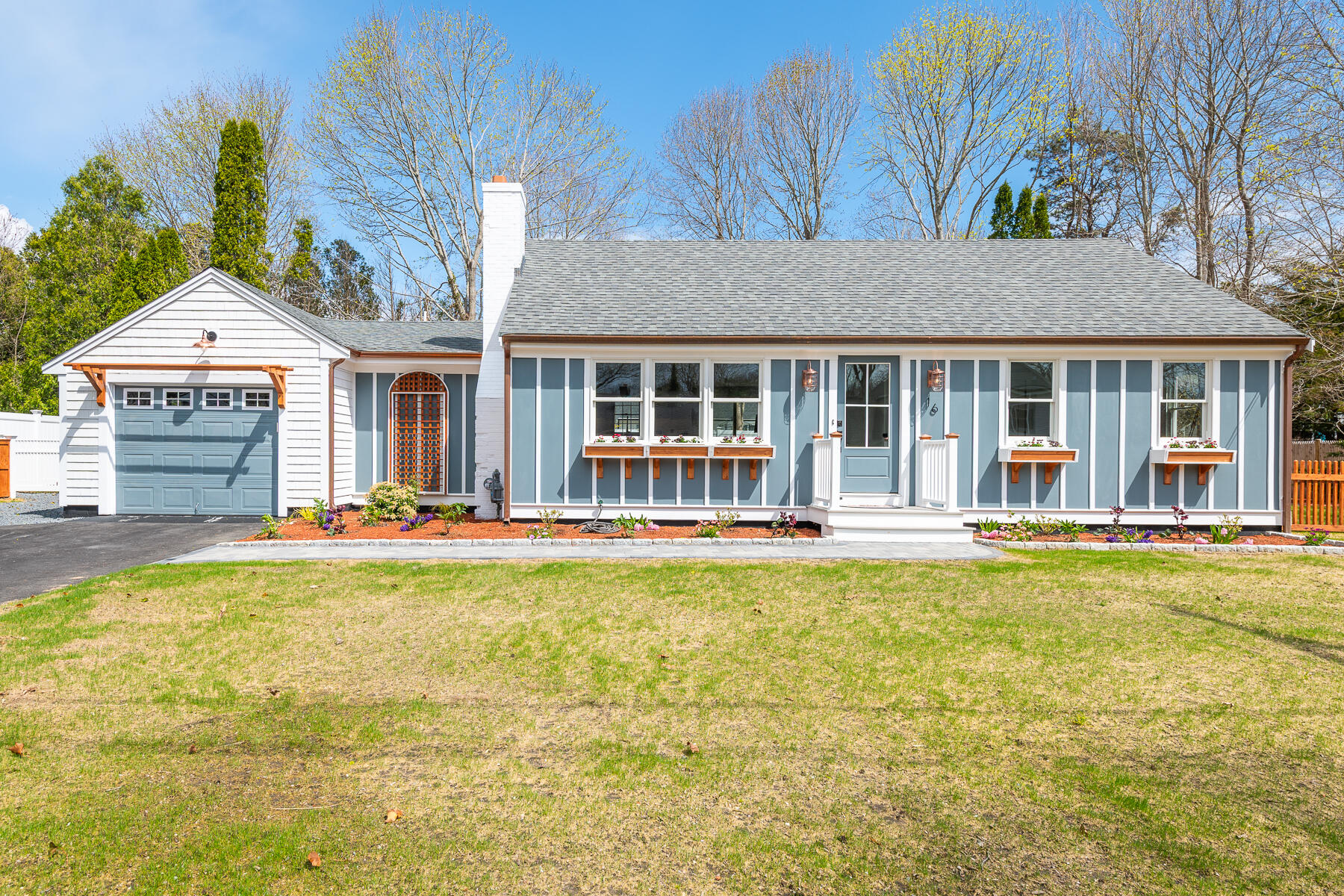 16 Carolyn Lane Falmouth MA 02536