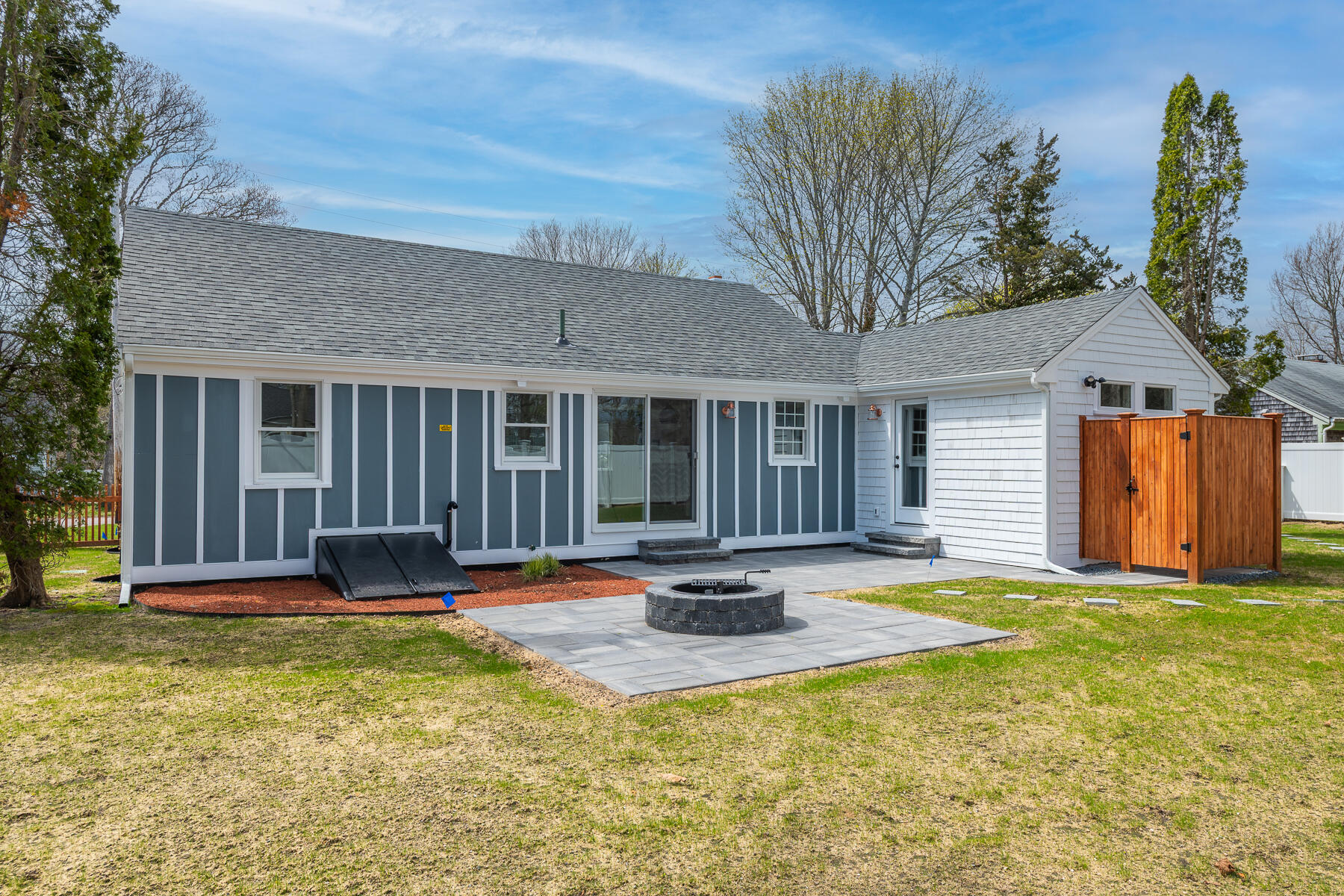 16 Carolyn Lane Falmouth MA 02536