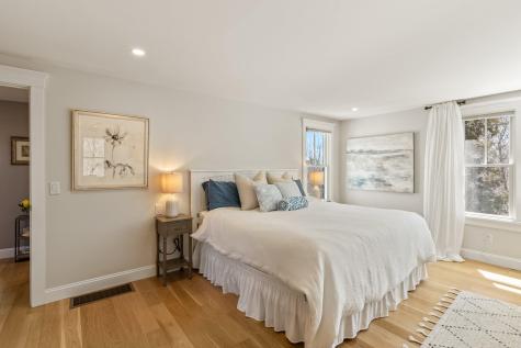 87 Oyster Pond Road Falmouth MA 02540