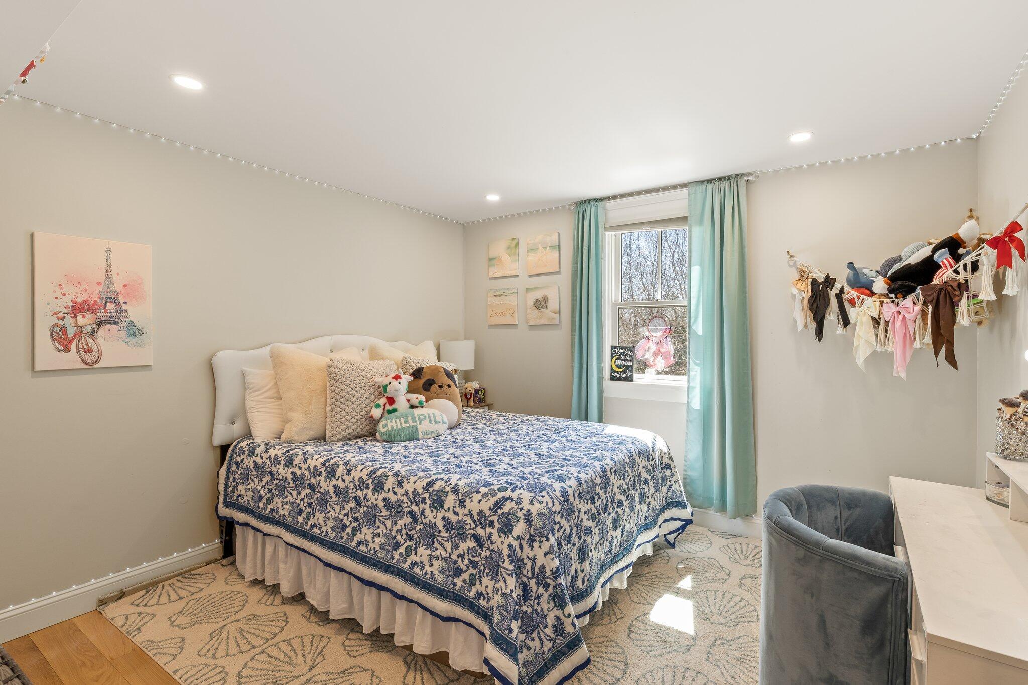87 Oyster Pond Road Falmouth MA 02540