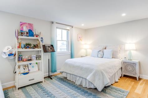 87 Oyster Pond Road Falmouth MA 02540