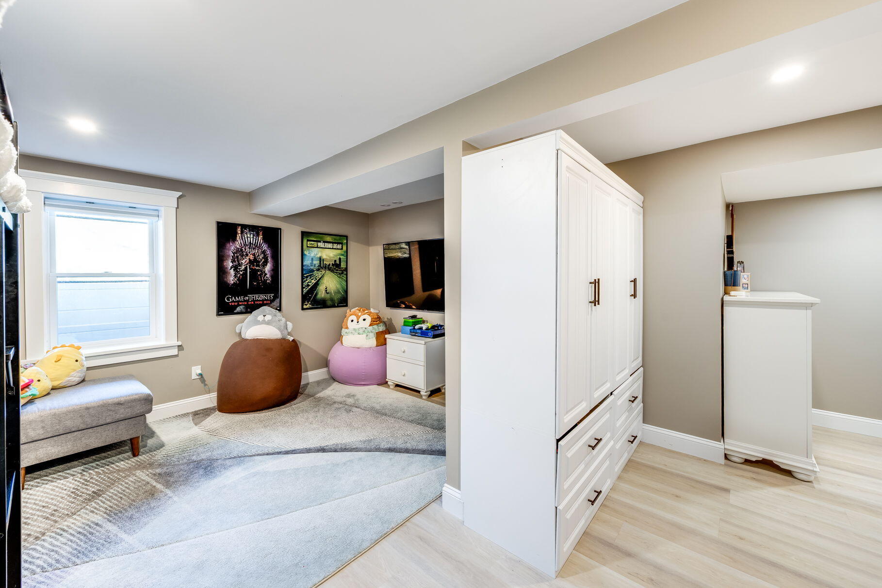 87 Oyster Pond Road Falmouth MA 02540