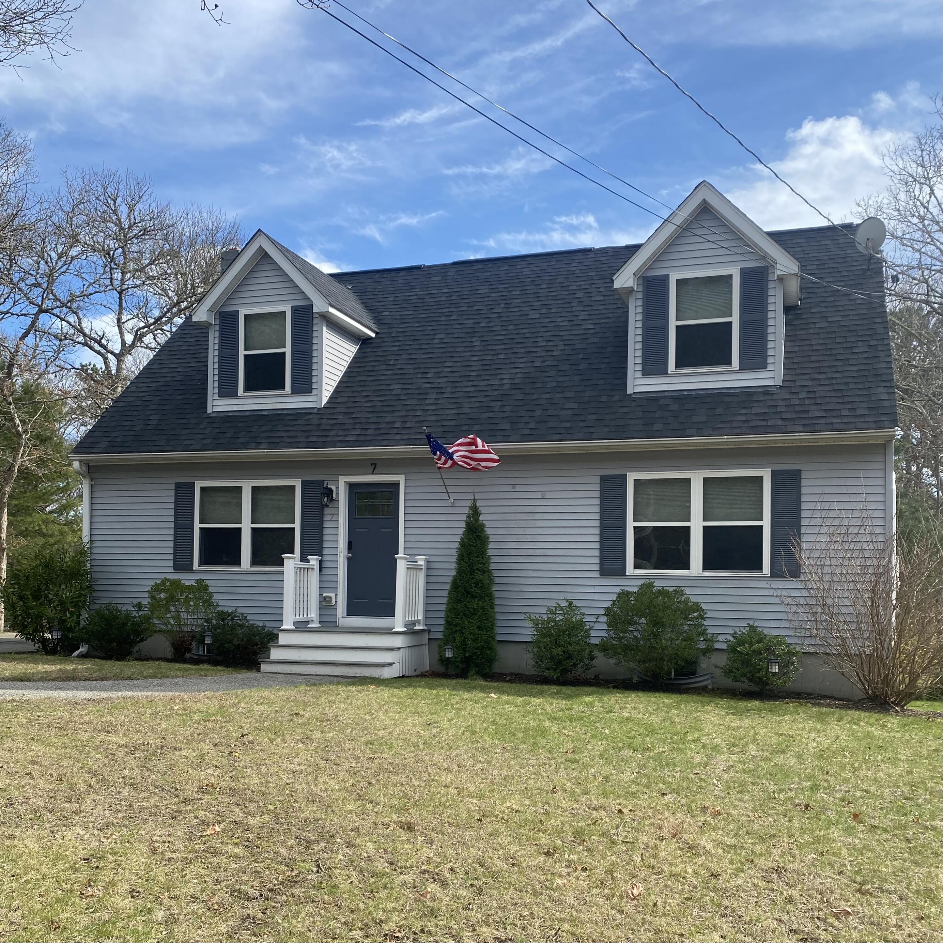 7 Ivest Circle Falmouth MA 02536