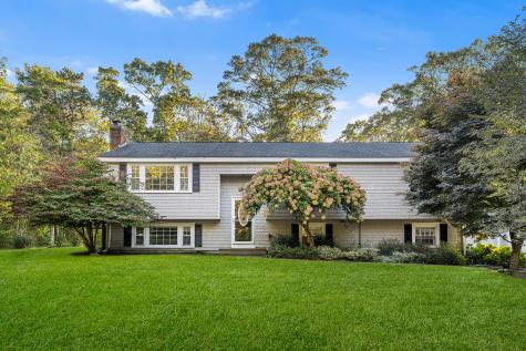 9 Bramble Bush Drive Sandwich MA 02563
