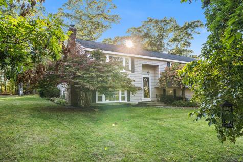 9 Bramble Bush Drive Sandwich MA 02563