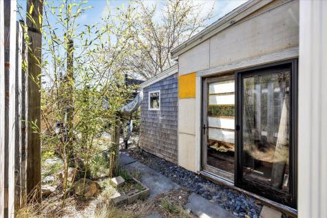 9 Pond Road Truro MA 02666