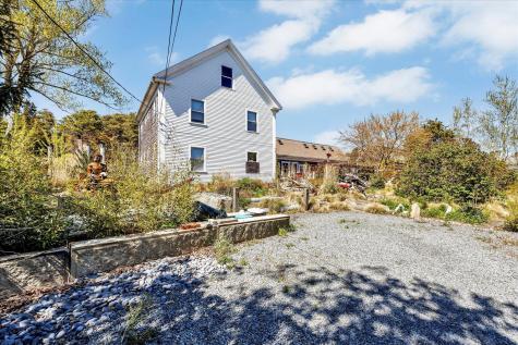 9 Pond Road Truro MA 02666