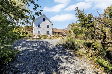 9 Pond Road Truro MA 02666