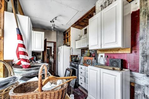 9 Pond Road Truro MA 02666