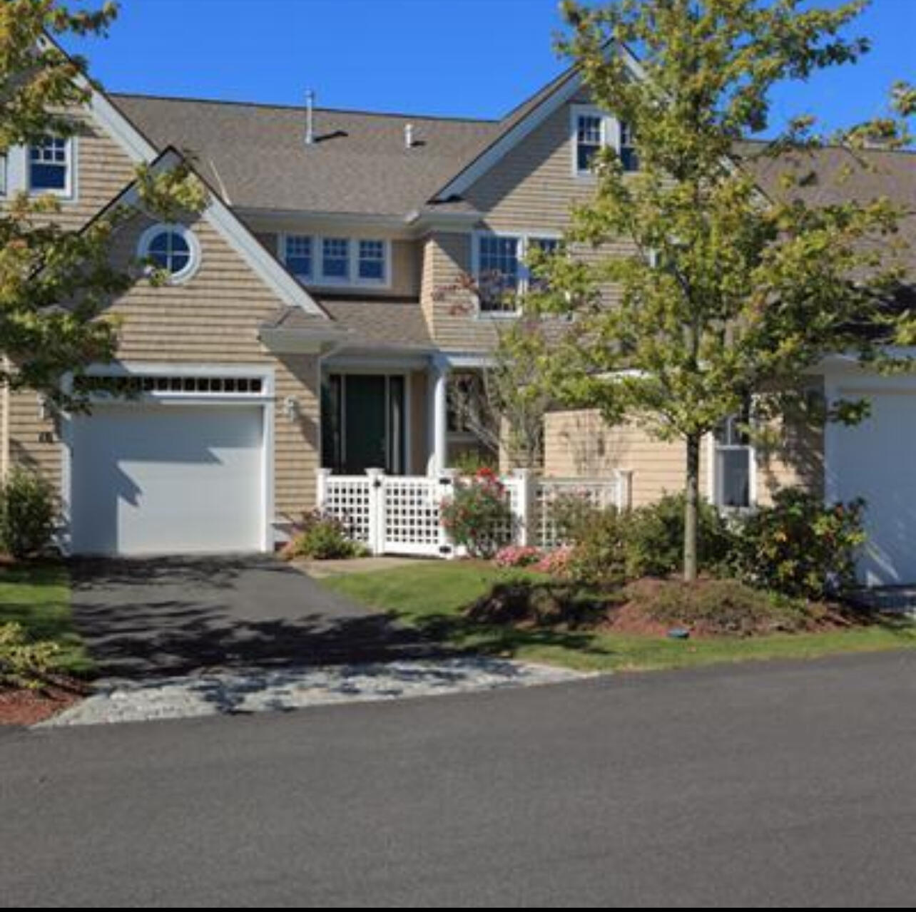 10 Vineyard Reach Mashpee MA 02649