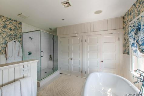 47 Sea View Avenue Osterville MA 02655