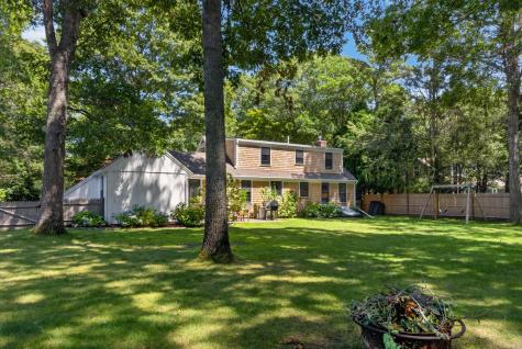 25 Chapaquoit Way East Sandwich MA 02537