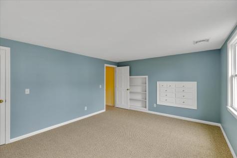 5 Dale Terrace Extension Sandwich MA 02563