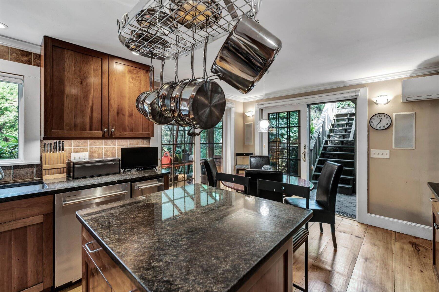 184 Bradford Street Provincetown MA 02657