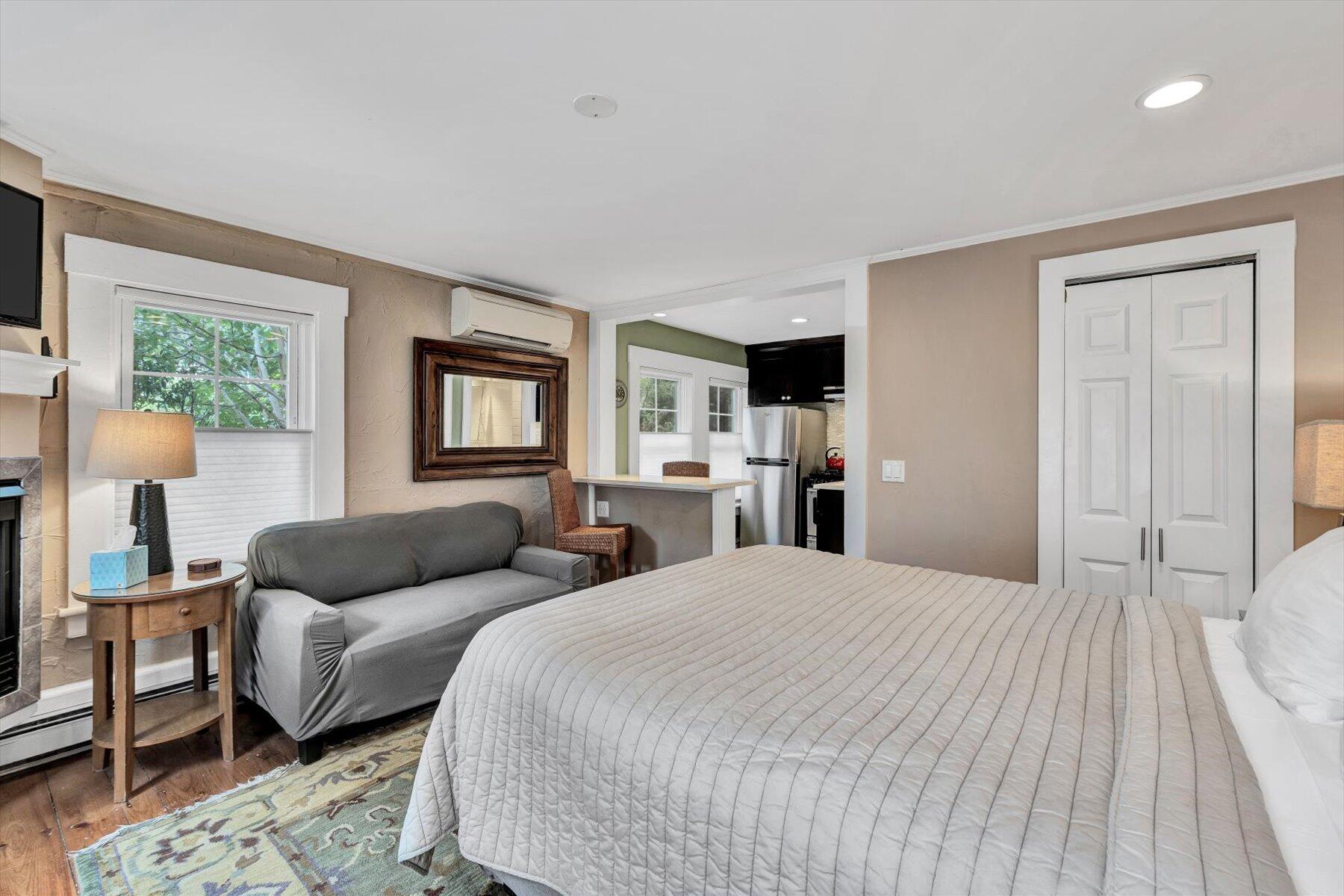 184 Bradford Street Provincetown MA 02657