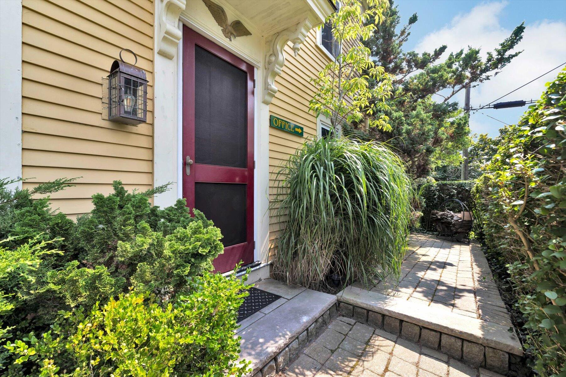 184 Bradford Street Provincetown MA 02657