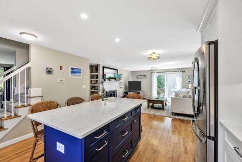 58 Redberry Lane Barnstable MA 02648