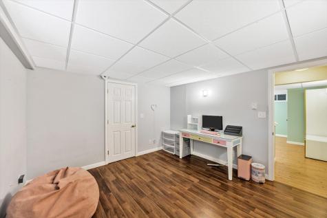 58 Redberry Lane Barnstable MA 02648