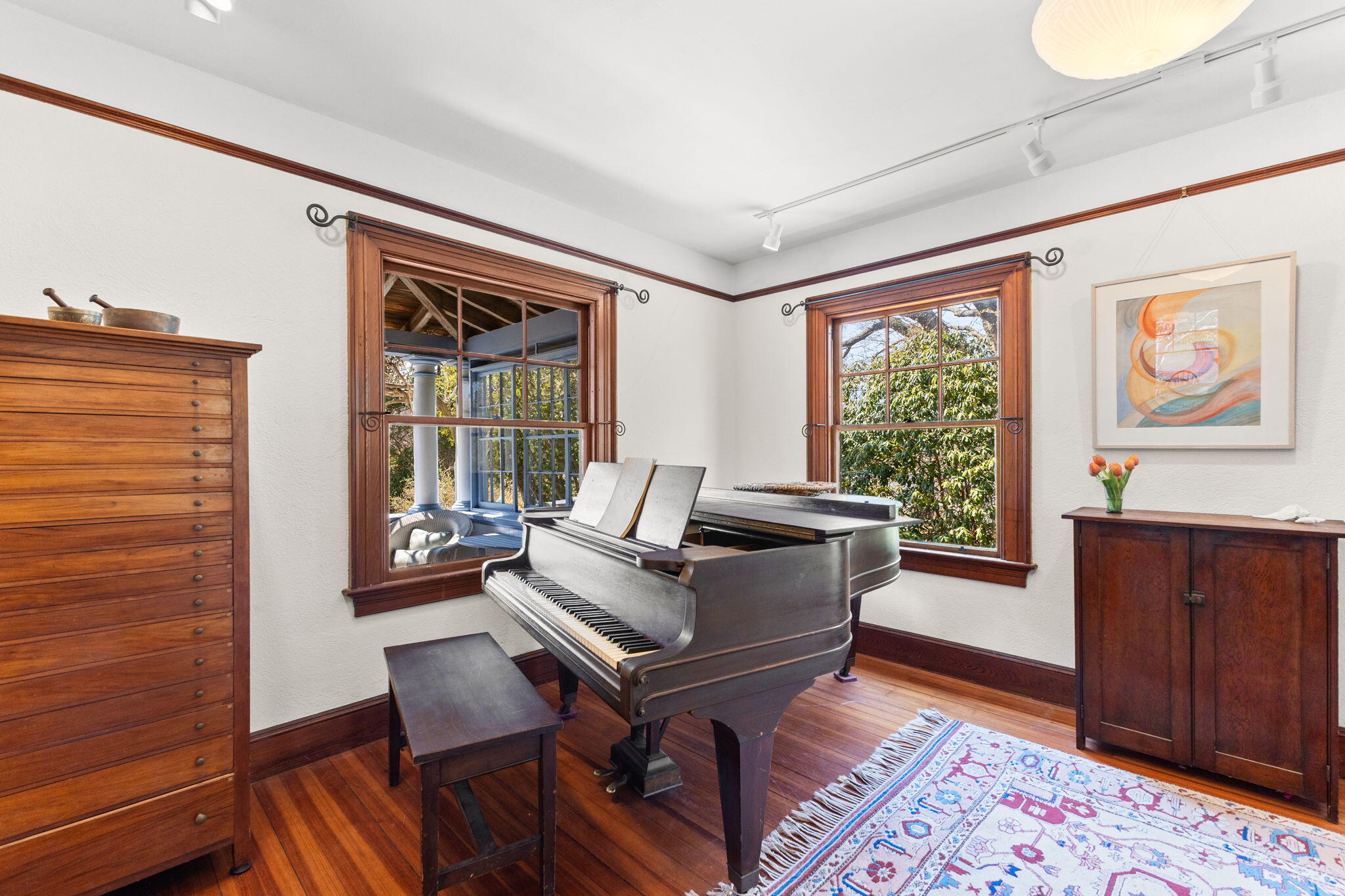 10 Quissett Avenue Falmouth MA 02543