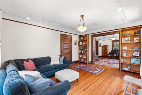 10 Quissett Avenue Falmouth MA 02543