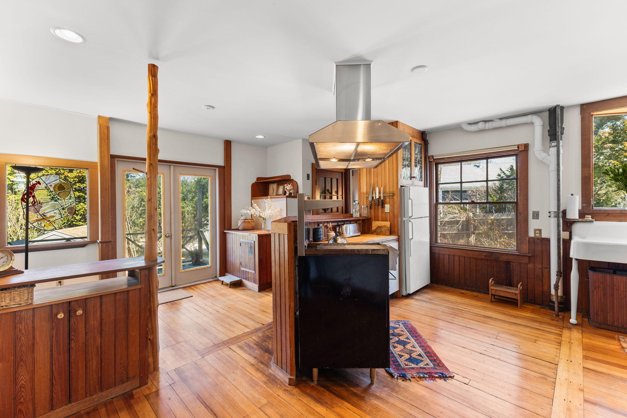 10 Quissett Avenue Falmouth MA 02543